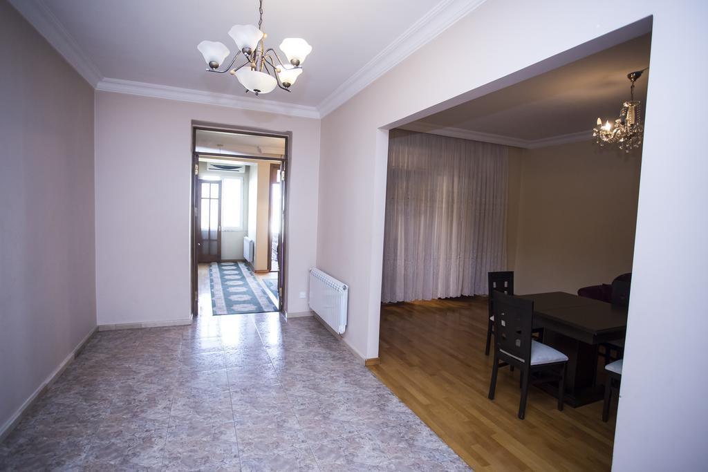 Batumi City Center Apartment מראה חיצוני תמונה