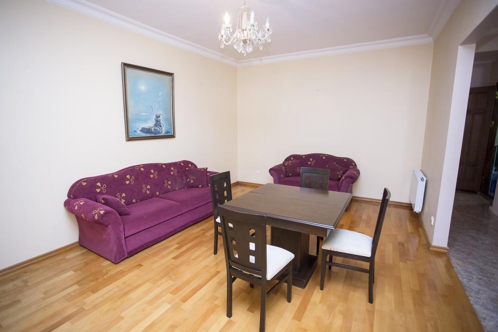 Batumi City Center Apartment מראה חיצוני תמונה