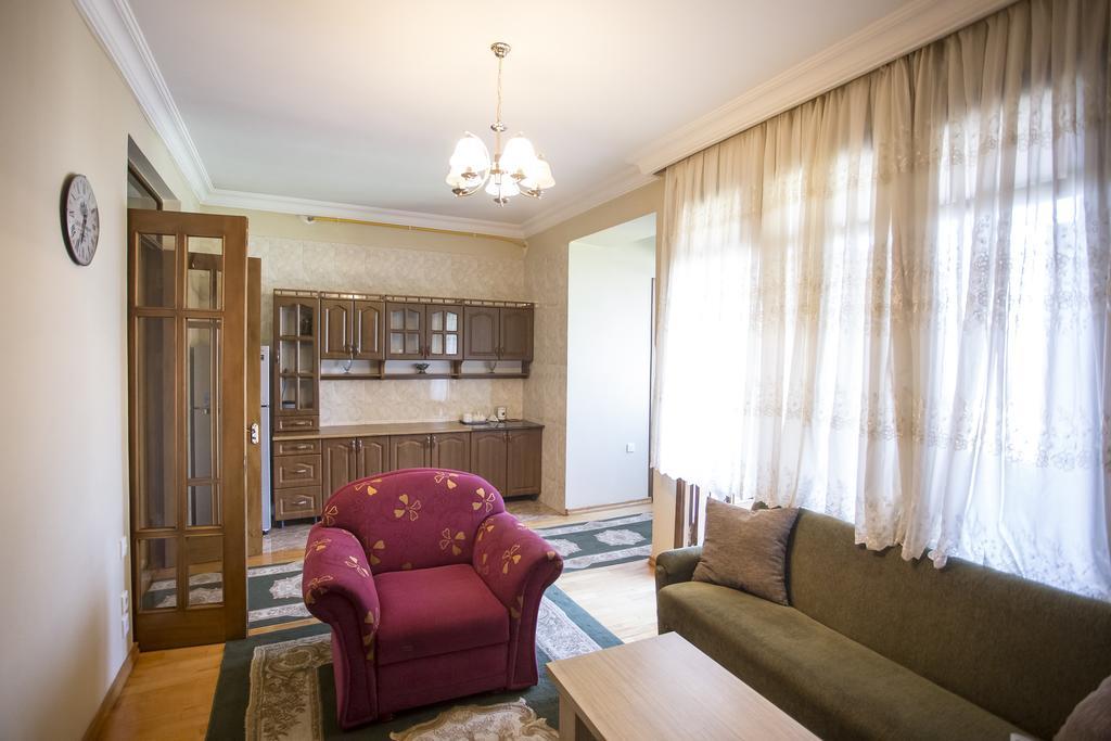 Batumi City Center Apartment מראה חיצוני תמונה